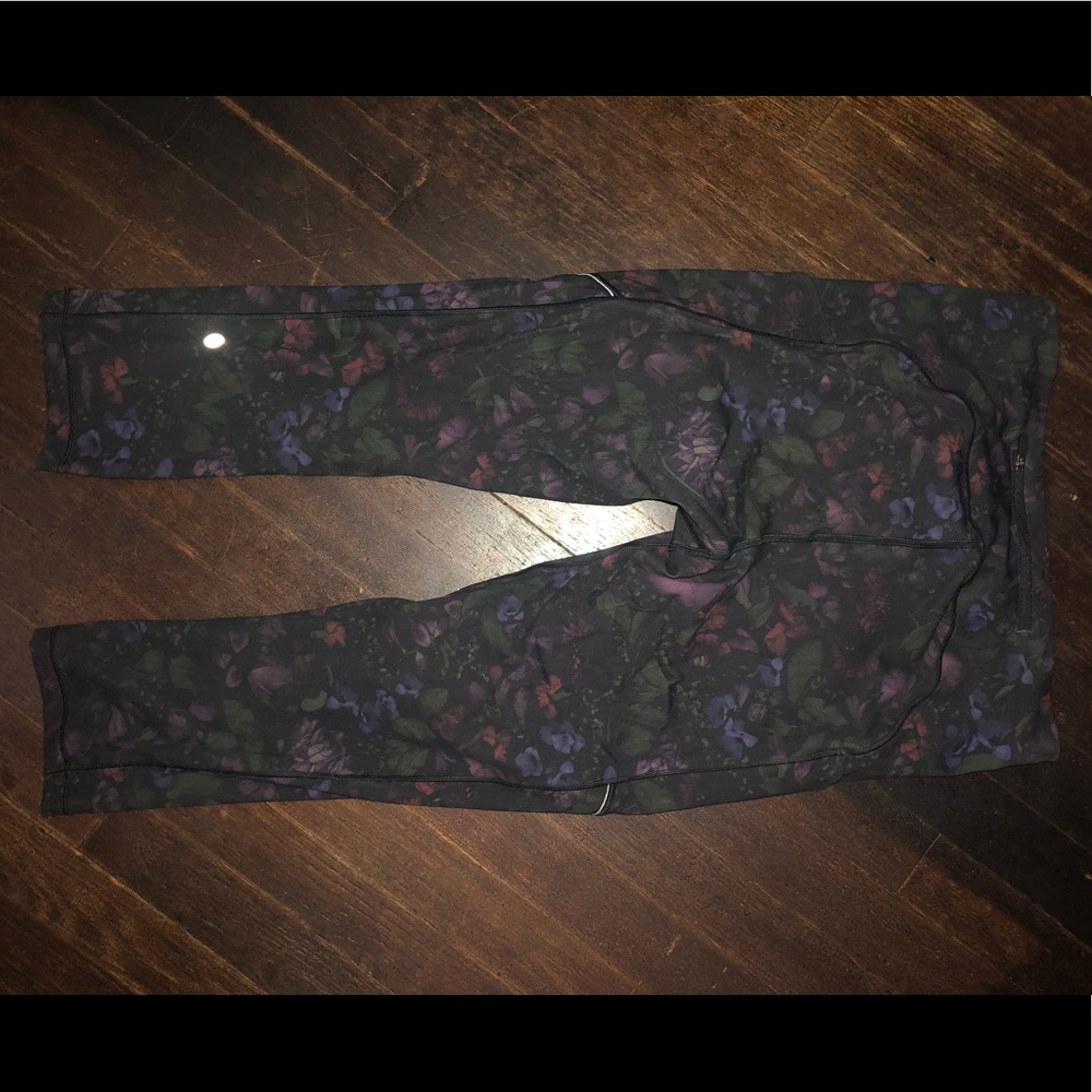 Lululemon workout capris